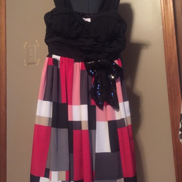 ❤️ 2 items for $10! Candie’s Dress Small - Picture 2 of 4